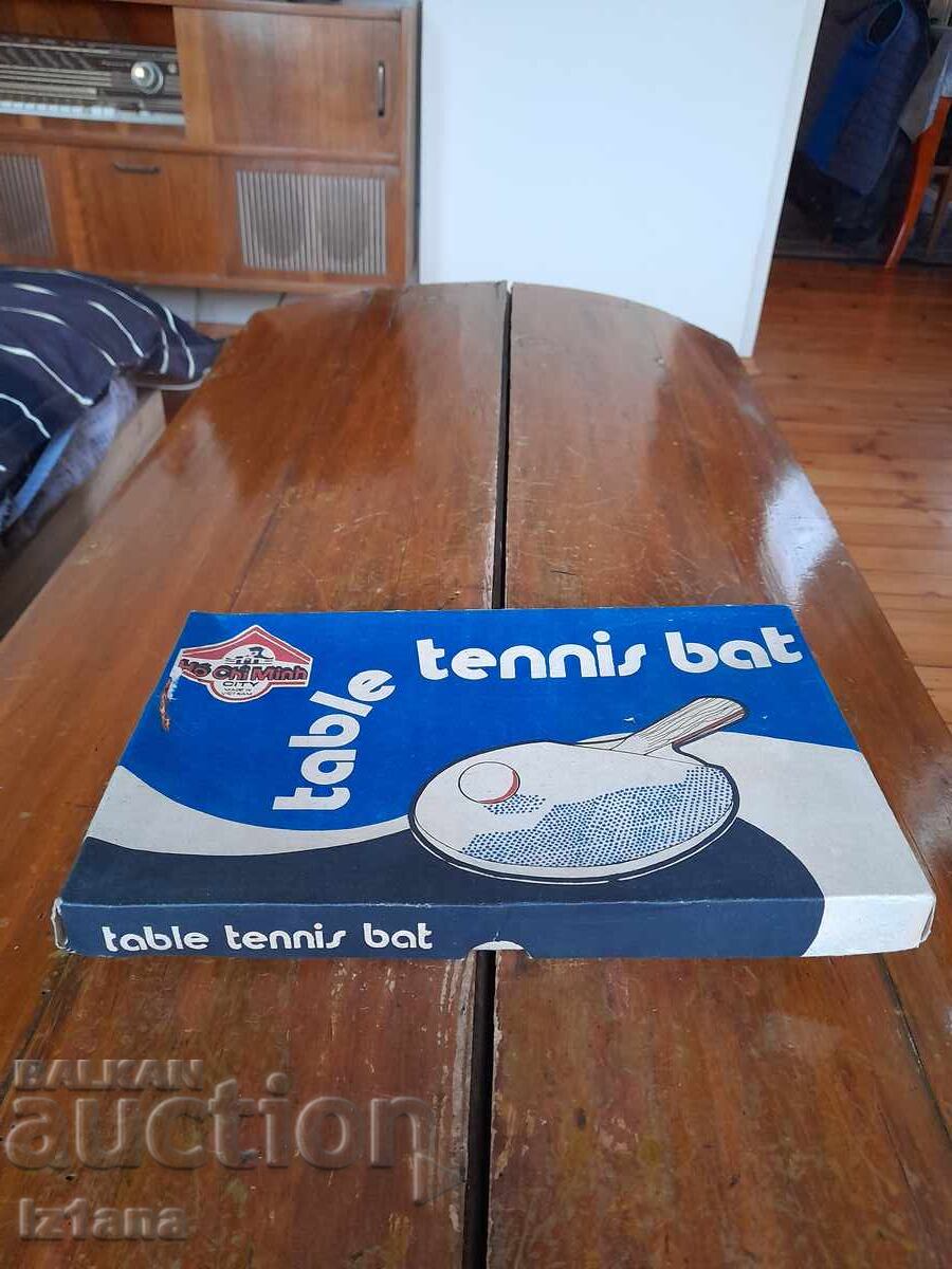 Veche paletă de tenis de masă vietnameză