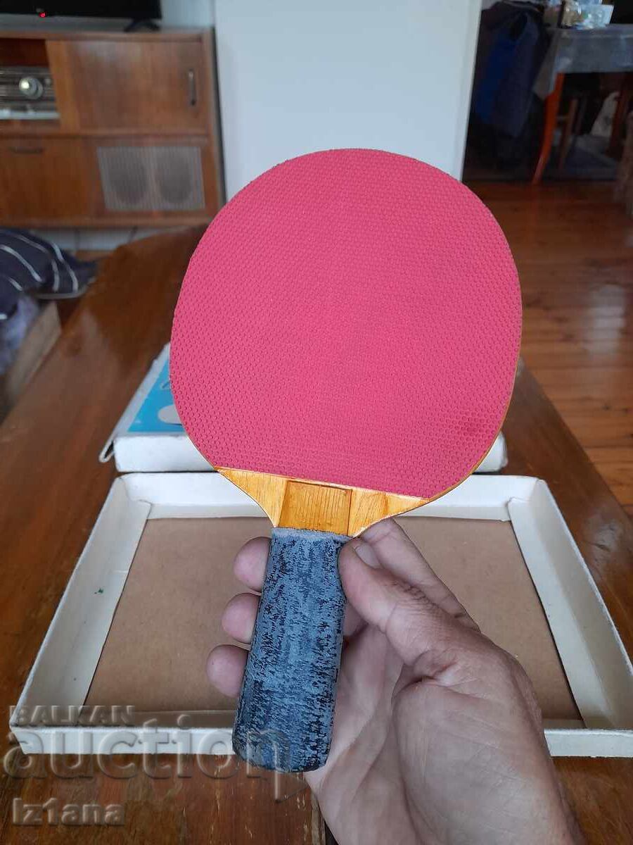 Licitație Veche paletă de tenis de masă vietnameză