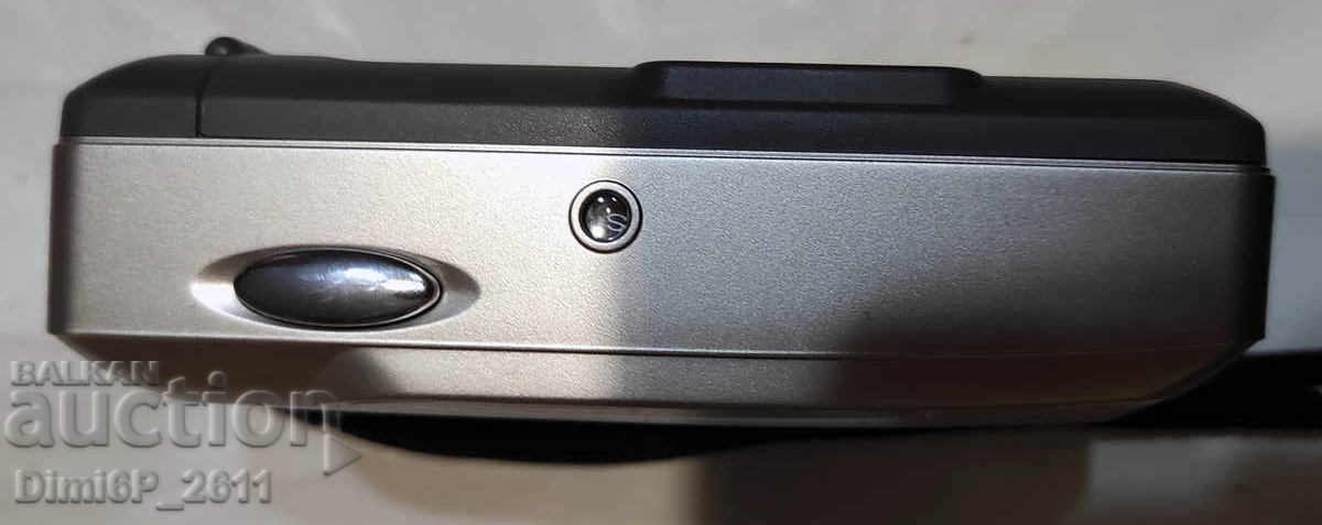 Auction  Olympus Go 100 Camera