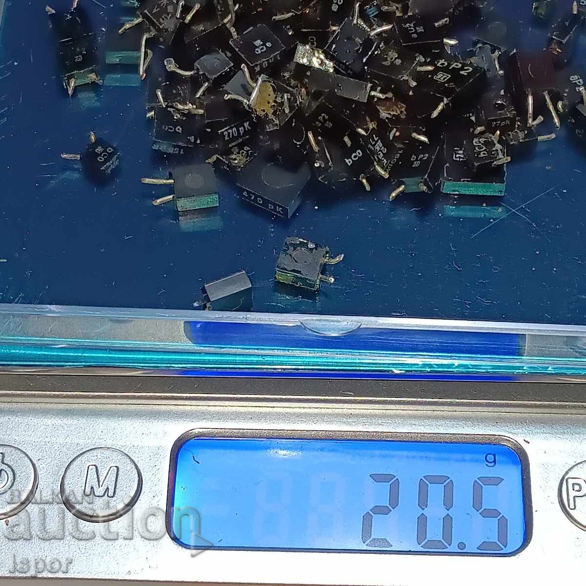 Capacitors with price 40.00 BGN | € 20.45