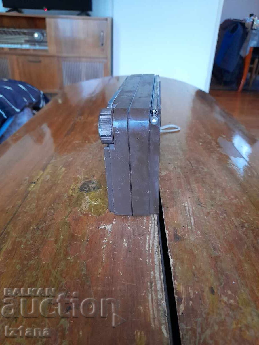 Доставка на Старо радио,радиоприемник Респром РПМ 412