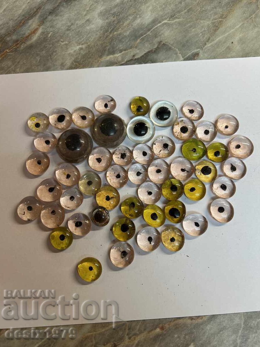 Стъклени очи за препарирани животни