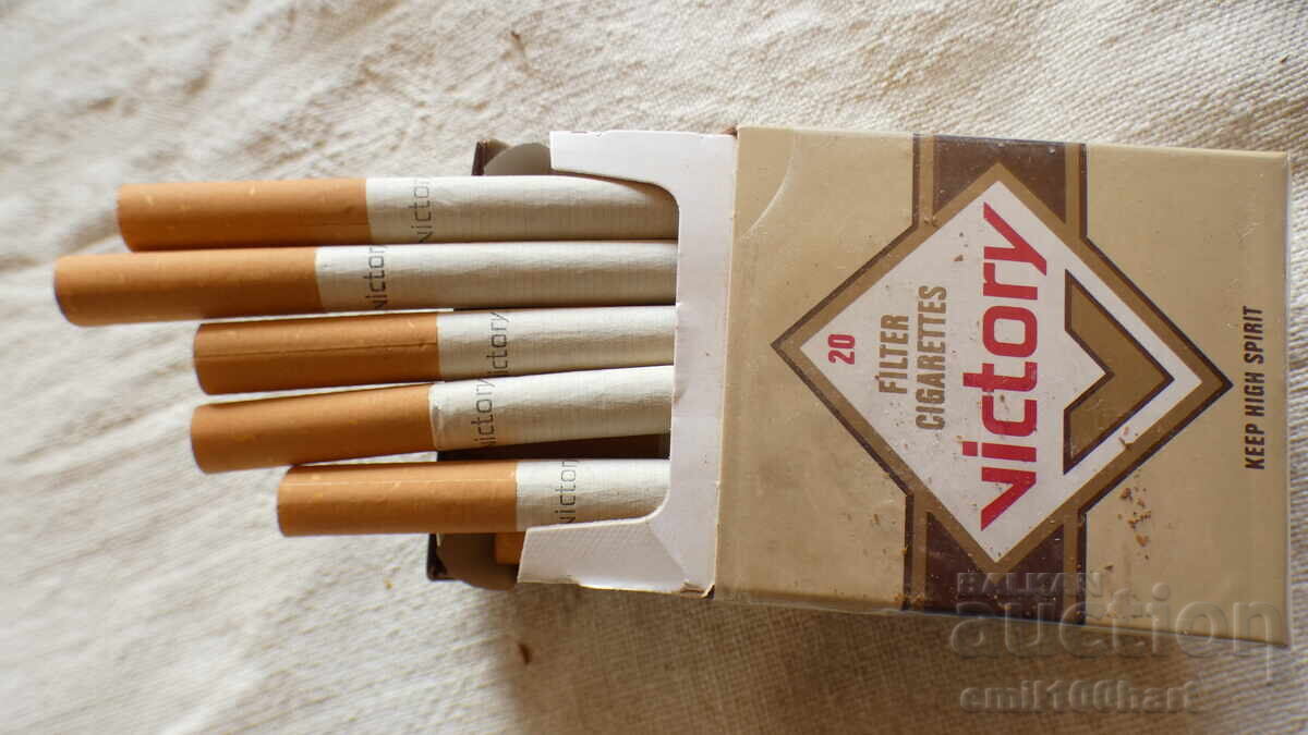 Delivery of Box of VICTORY KING SIZE cigarettes