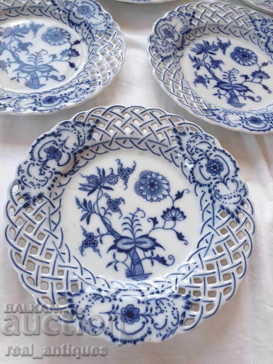 A set of porcelain plates with price 189.00 BGN | € 96.63 A set of porcelain plates with price 189.00 BGN | € 96.63
