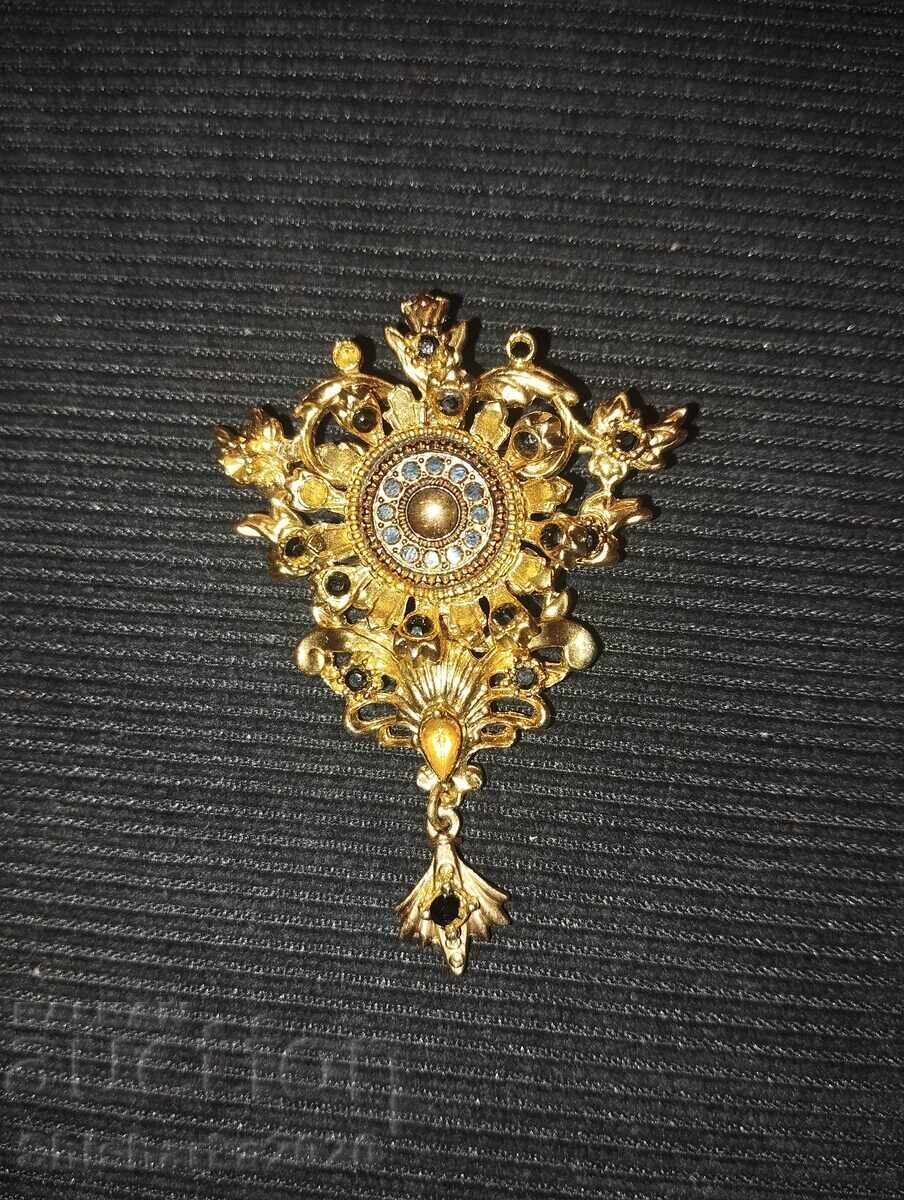 Delivery of Vintage Sphinx Brooch 1960s