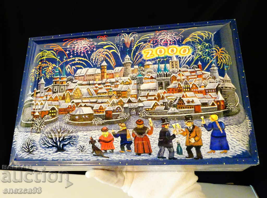 Cutie metalică germană din anul 2000 cu preț 15.00 BGN | € 7.67