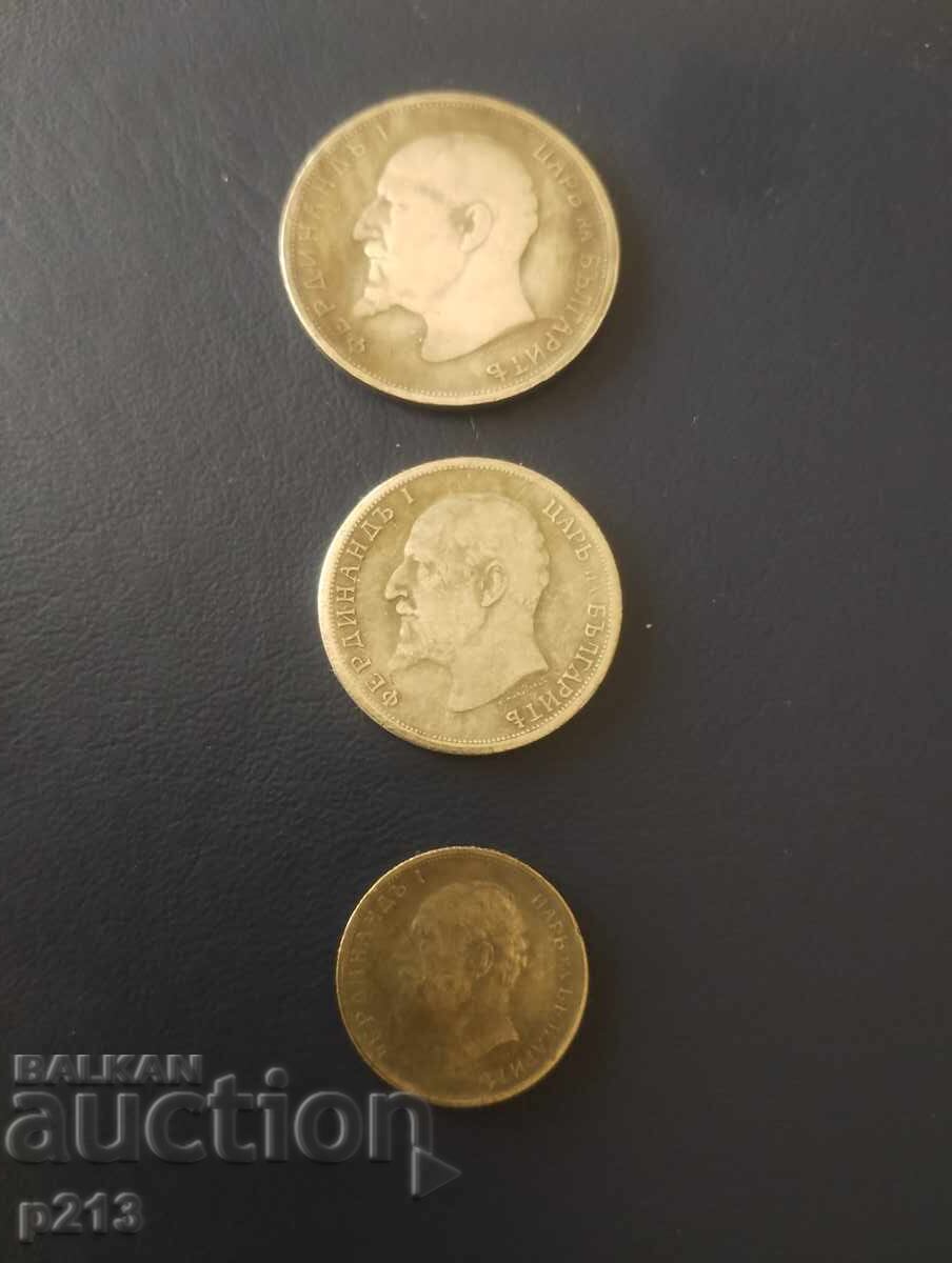 Replicas of the 1916 coin