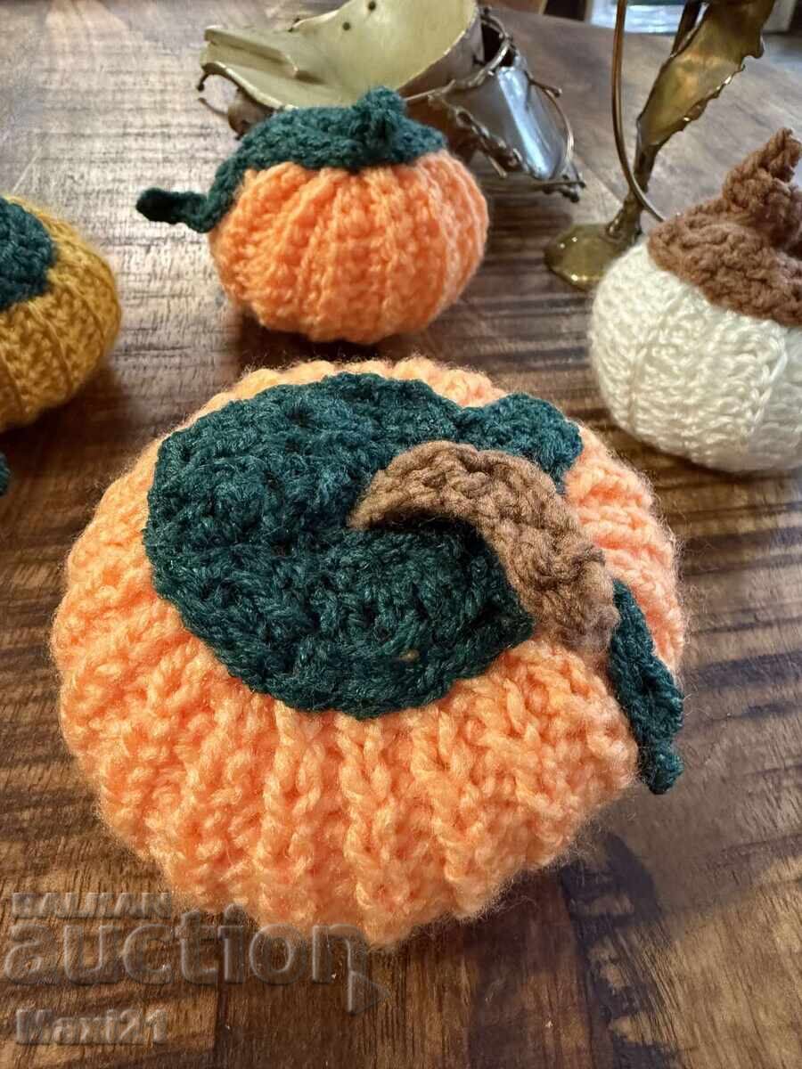 Παράδοση Χειροποίητο, σετ πλεκτές κολοκύθες για Halloween Παράδοση Χειροποίητο, σετ πλεκτές κολοκύθες για Halloween