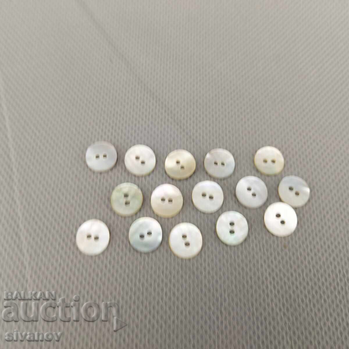 Лот от 15 стари кръгли копчета от седеф 10 мм #3123 Лот от 15 стари кръгли копчета от седеф 10 мм #3123