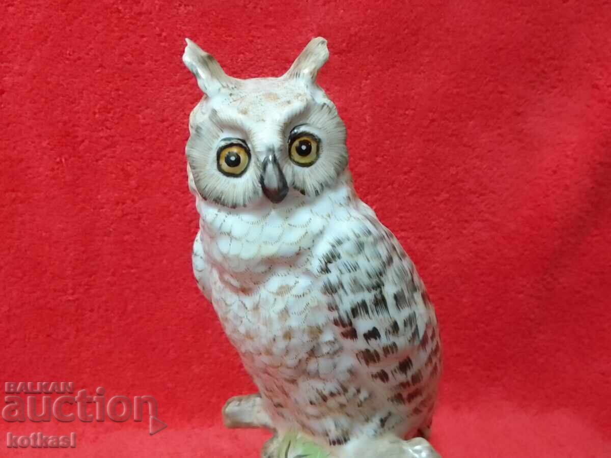 Colorful porcelain owl figure on a branch - 5 Colorful porcelain owl figure on a branch - 5