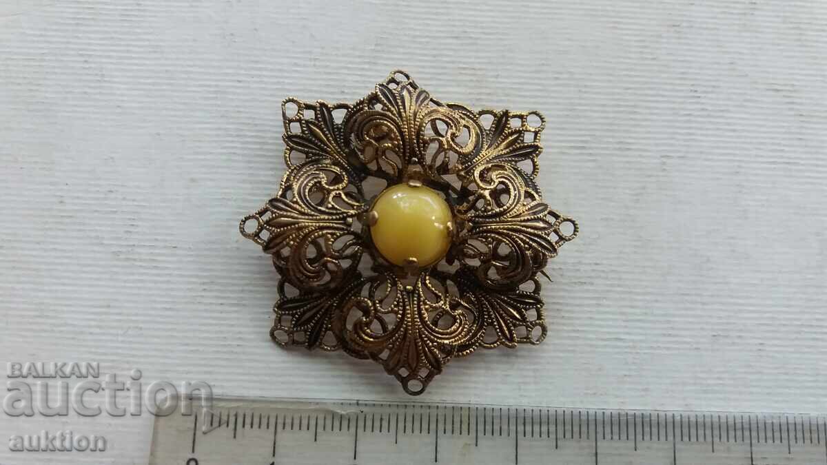 СТАРА МАСИВНА БРОНЗОВА БРОШКА С КАМЪНИ с цена 9.99 лв. | € 5.11