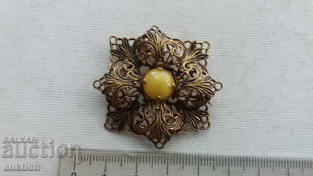 СТАРА МАСИВНА БРОНЗОВА БРОШКА С КАМЪНИ