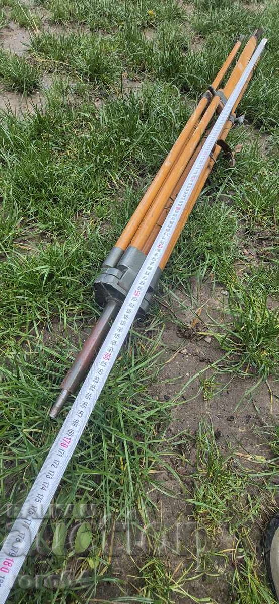 Στρατιωτικό Τρίποδο - 5