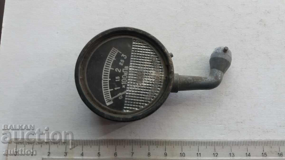 Delivery of Barometers - for measuring atmospheric pressure