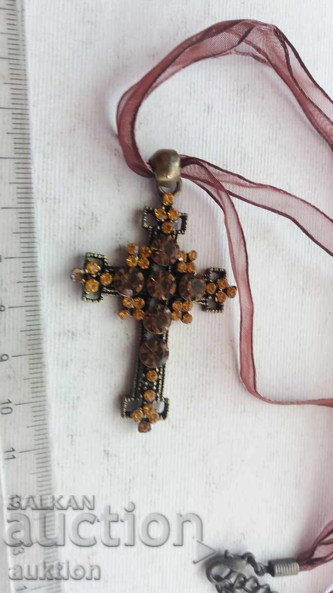 Licitație CRUCE CU PIETRE - LĂNȚIȘOR - NOU-NOUȚ