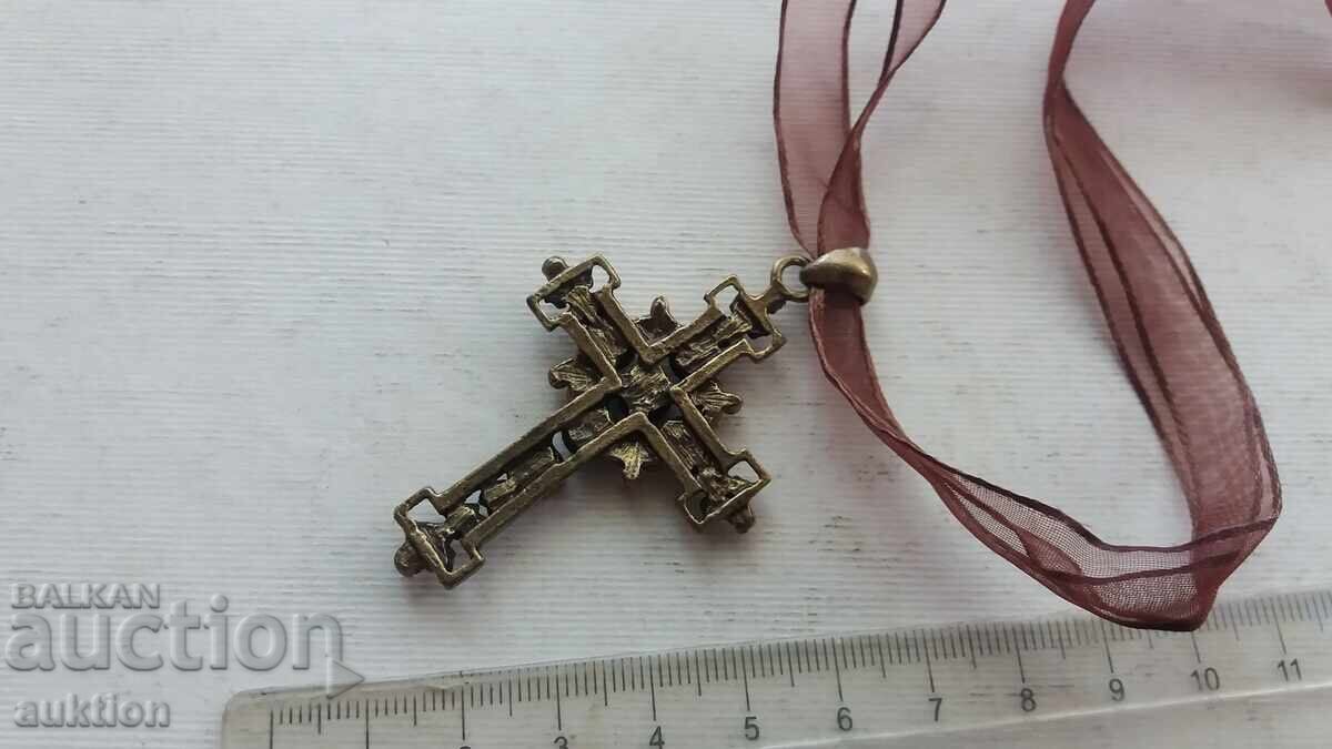 CRUCE CU PIETRE - LĂNȚIȘOR - NOU-NOUȚ - 7