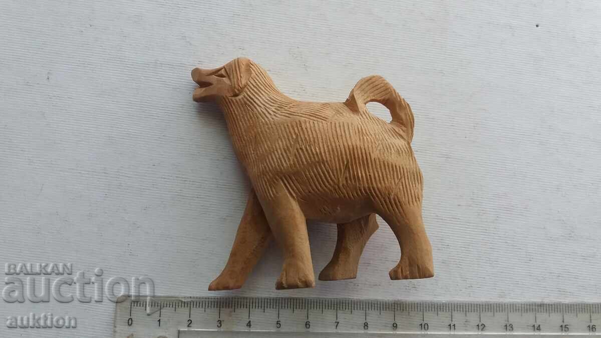 SCULPTURĂ ÎN LEMN - CÂINE SCULPTURĂ ÎN LEMN - CÂINE
