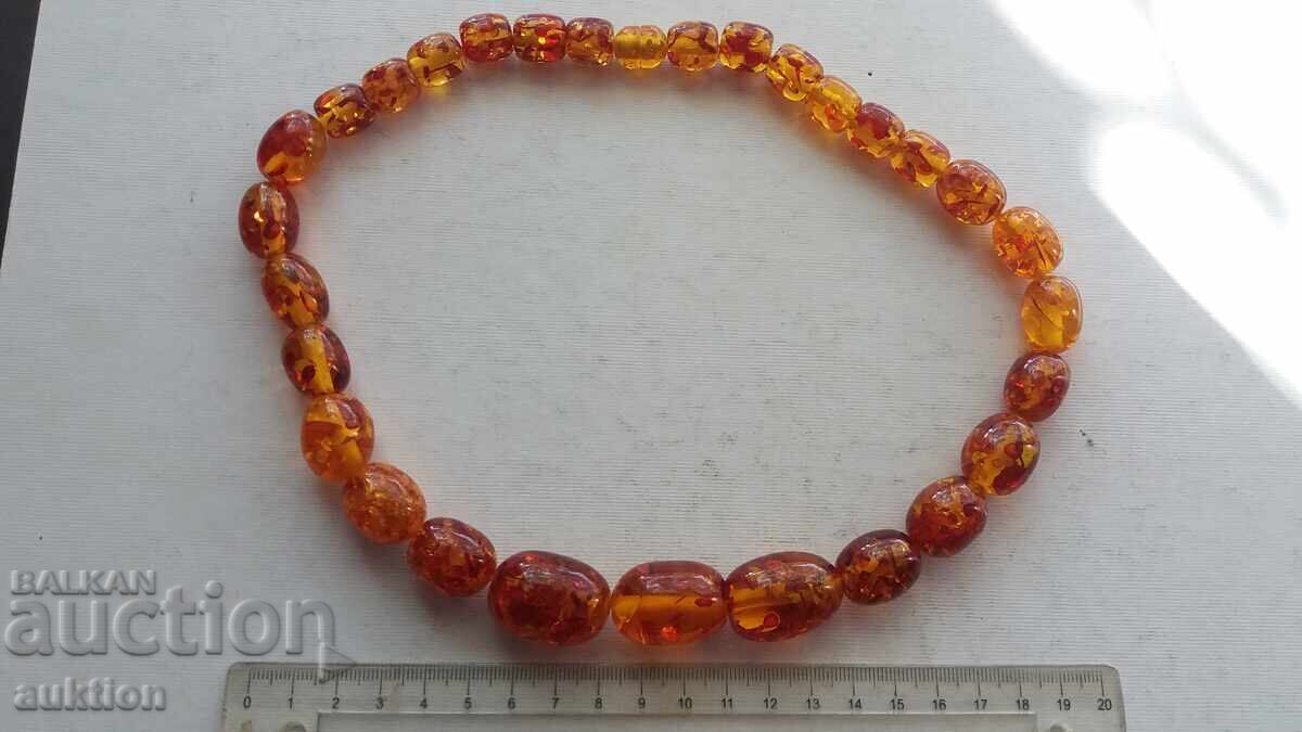 COLIER cu preț 6.99 BGN | € 3.57 COLIER cu preț 6.99 BGN | € 3.57