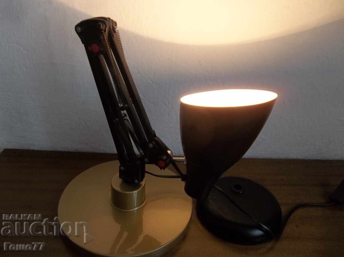 Δημοπρασία Λάμπα