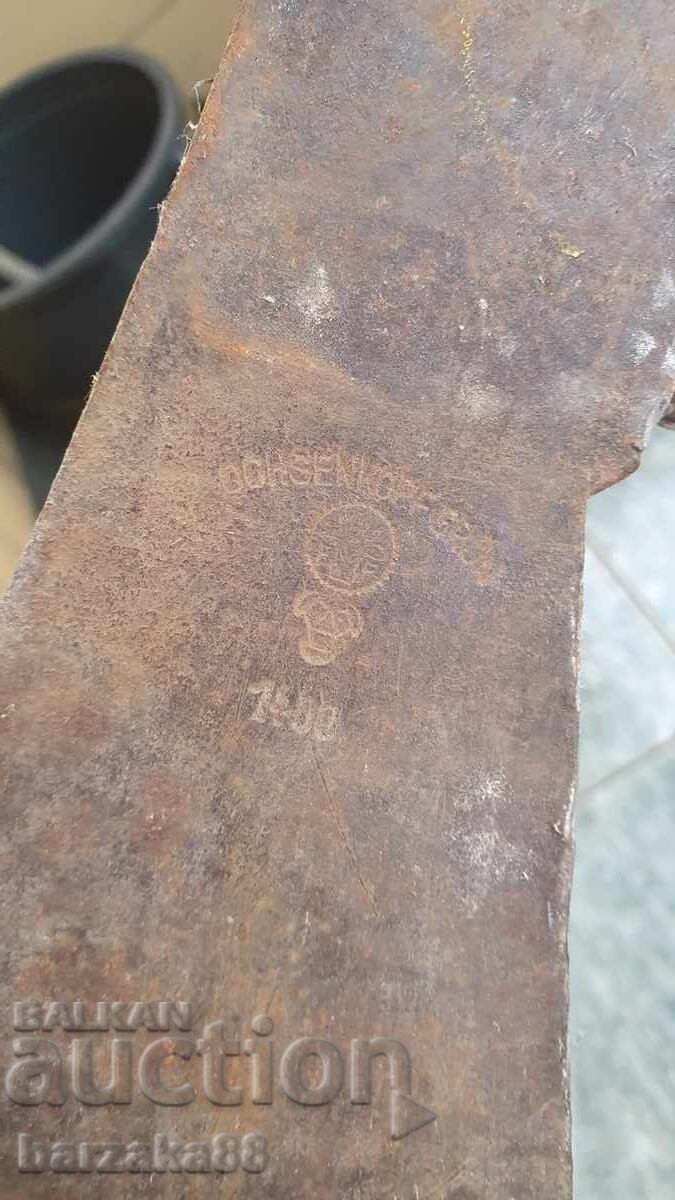 Licitație Topor vechi Ochsenkopf 1.400 kg Licitație Topor vechi Ochsenkopf 1.400 kg