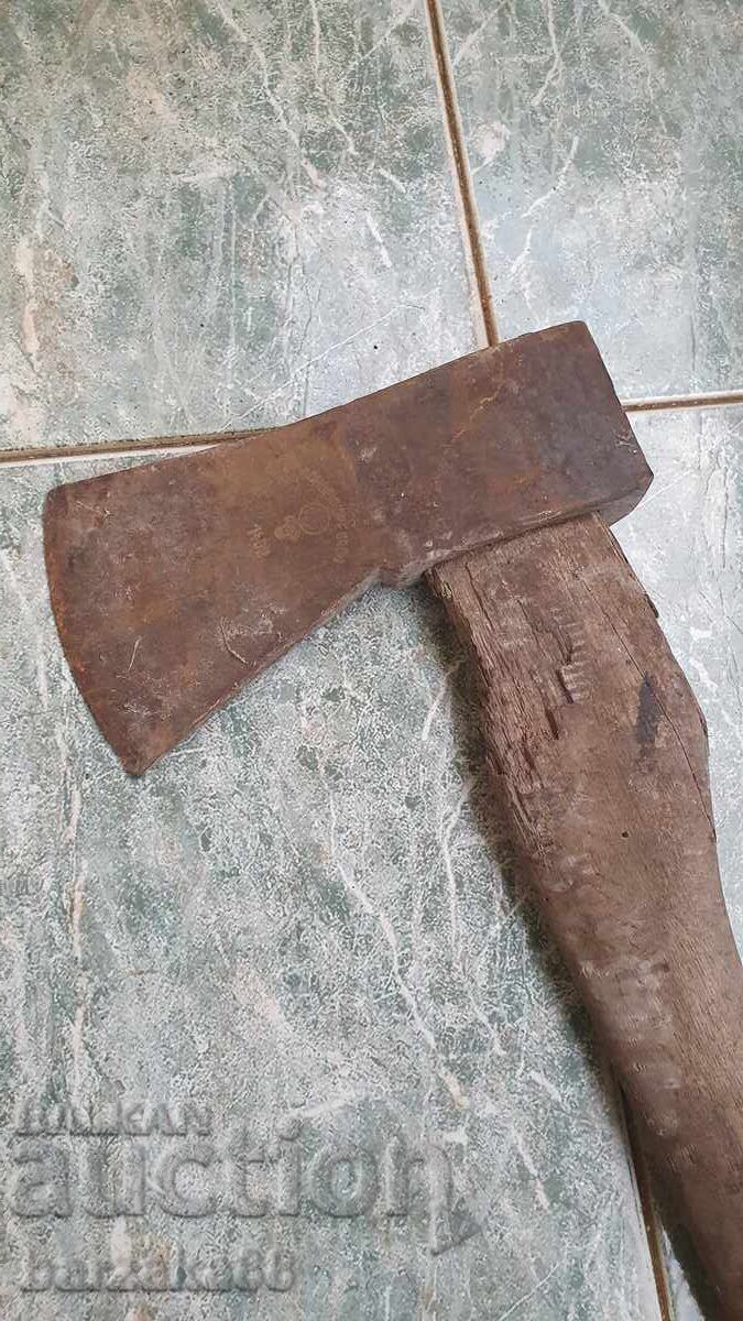 Topor vechi Ochsenkopf 1.400 kg Topor vechi Ochsenkopf 1.400 kg
