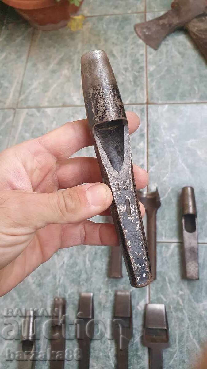 Παράδοση Παλιά εργαλεία 12 τεμάχια Παράδοση Παλιά εργαλεία 12 τεμάχια