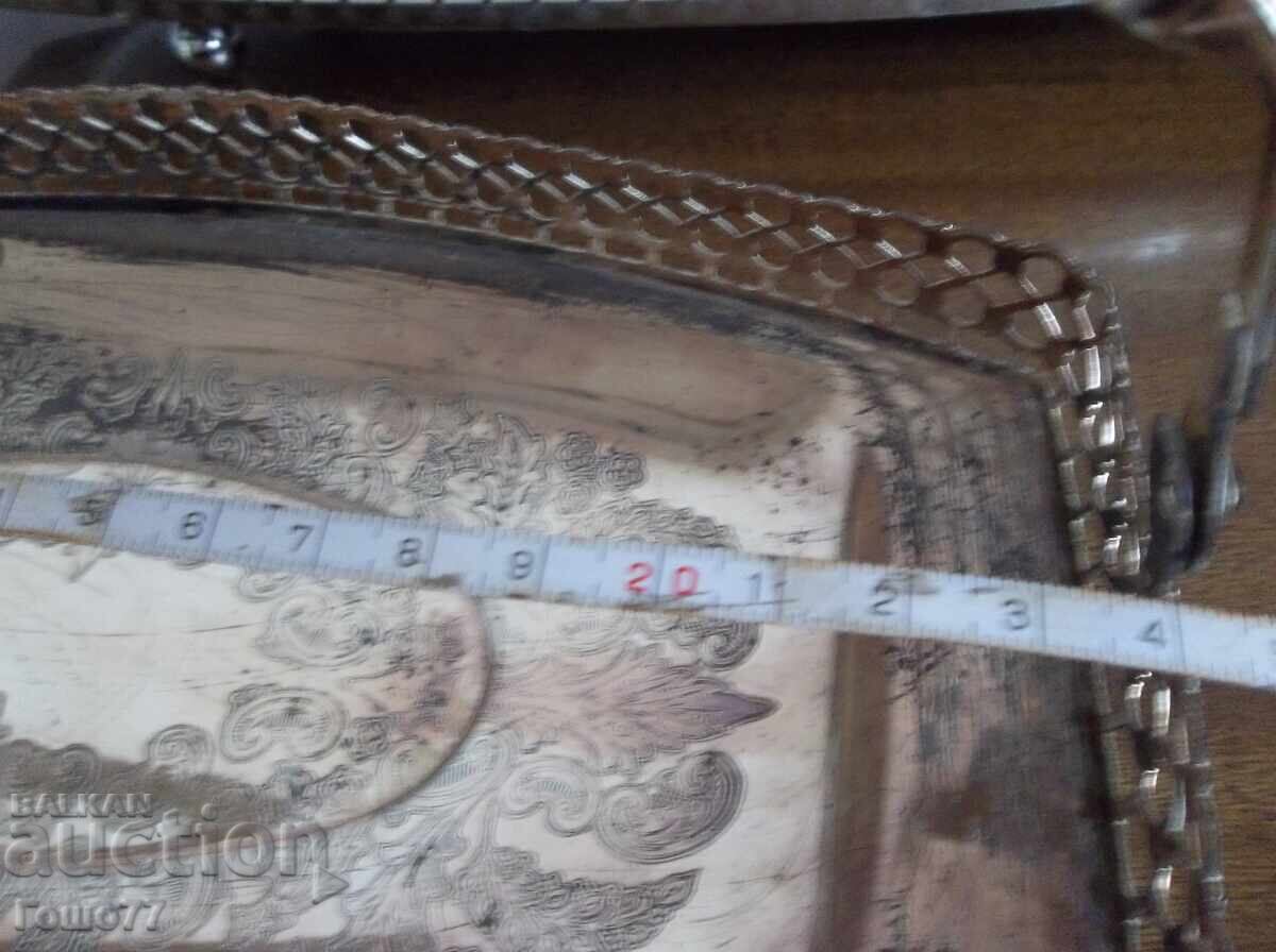 Fruitiers with price 30.00 BGN | € 15.34