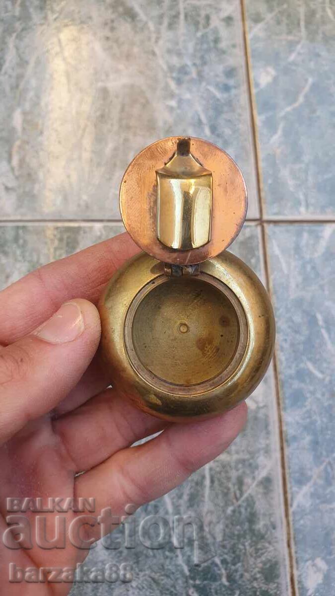 Mici scrumiere de bronz cu ancoră - 6 Mici scrumiere de bronz cu ancoră - 6