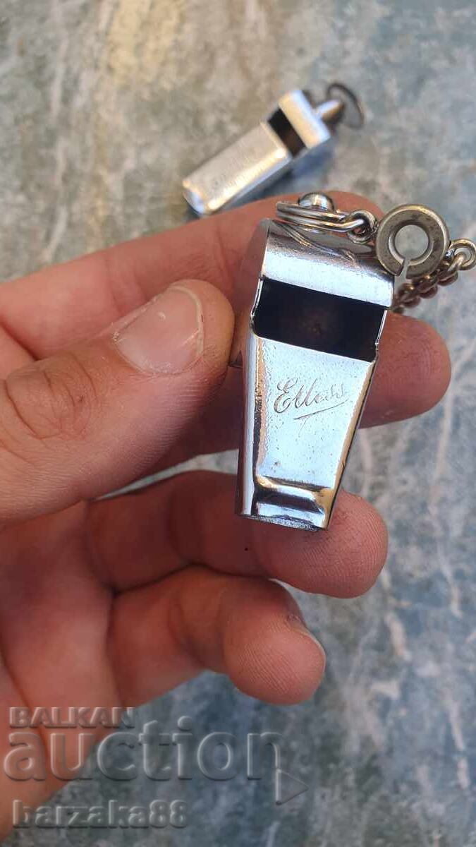 Παλιό σφύριγμα με τιμή 8.00 BGN | € 4.09 Παλιό σφύριγμα με τιμή 8.00 BGN | € 4.09