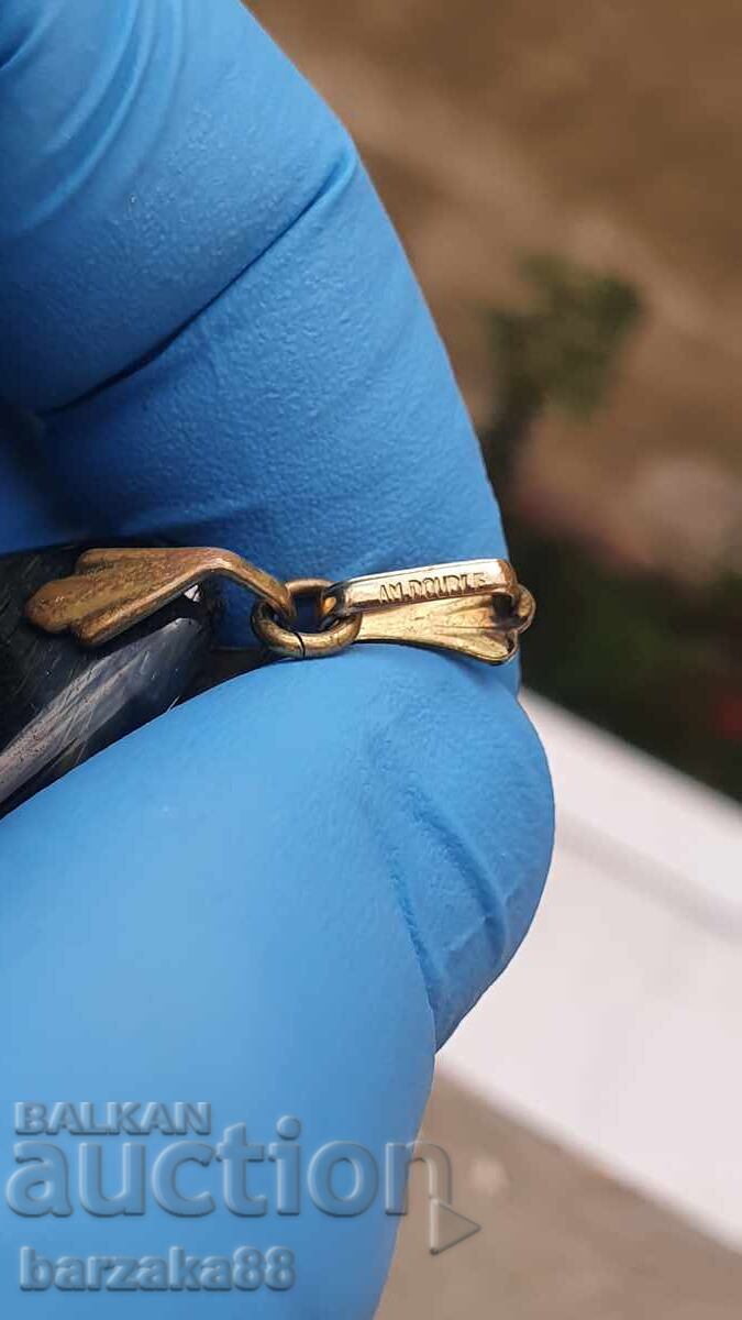 Κρεμαστό με μάτι γάτας με τιμή 10.00 BGN | € 5.11 Κρεμαστό με μάτι γάτας με τιμή 10.00 BGN | € 5.11