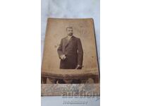 Снимка Млад мъж Картон