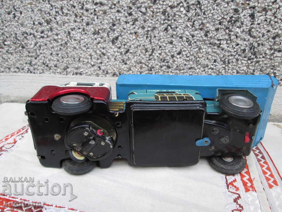 OLD CHINESE TOY TRUCK FROM THE 70S - 7