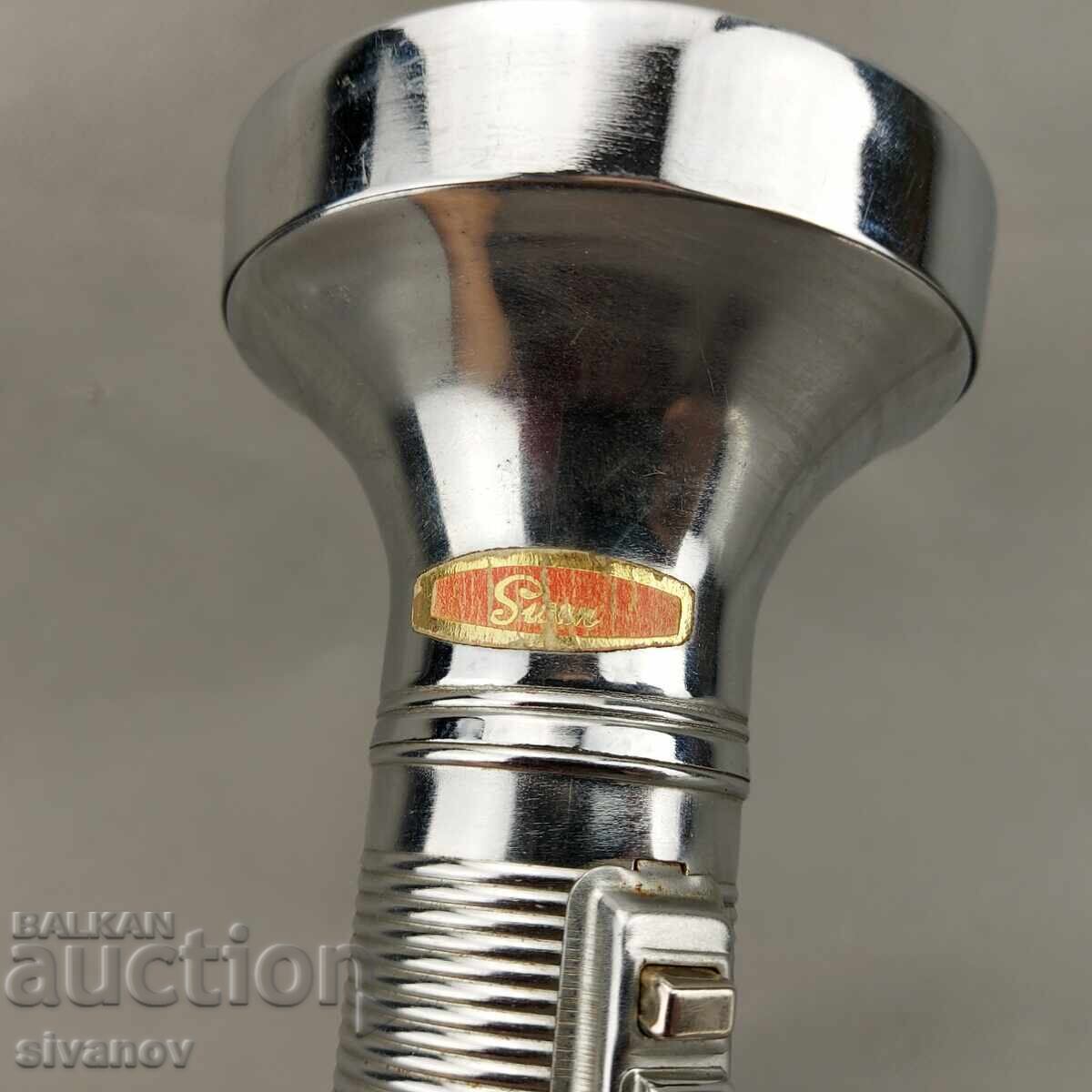 Δημοπρασία Παλιό μεταλλικό κινέζικο φαναράκι Swan Shanghai China #3266 Δημοπρασία Παλιό μεταλλικό κινέζικο φαναράκι Swan Shanghai China #3266