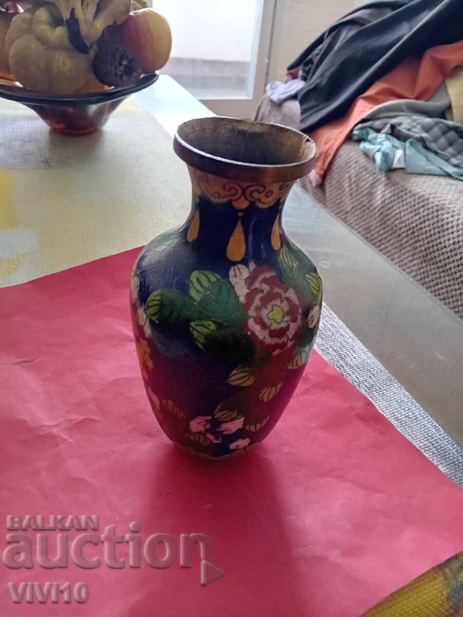 Αρχαίο βάζο, μπρούντζος, σμάλτο, κλοζονέ με τιμή 80.00 BGN | € 40.90