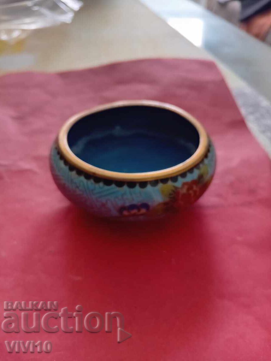 Antique bowl, bronze, enamel, cloisonné with price € 15.00 | 29.34 BGN Antique bowl, bronze, enamel, cloisonné with price € 15.00 | 29.34 BGN