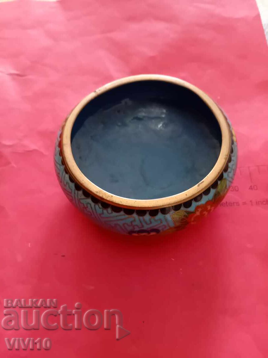 Auction Antique bowl, bronze, enamel, cloisonné Auction Antique bowl, bronze, enamel, cloisonné