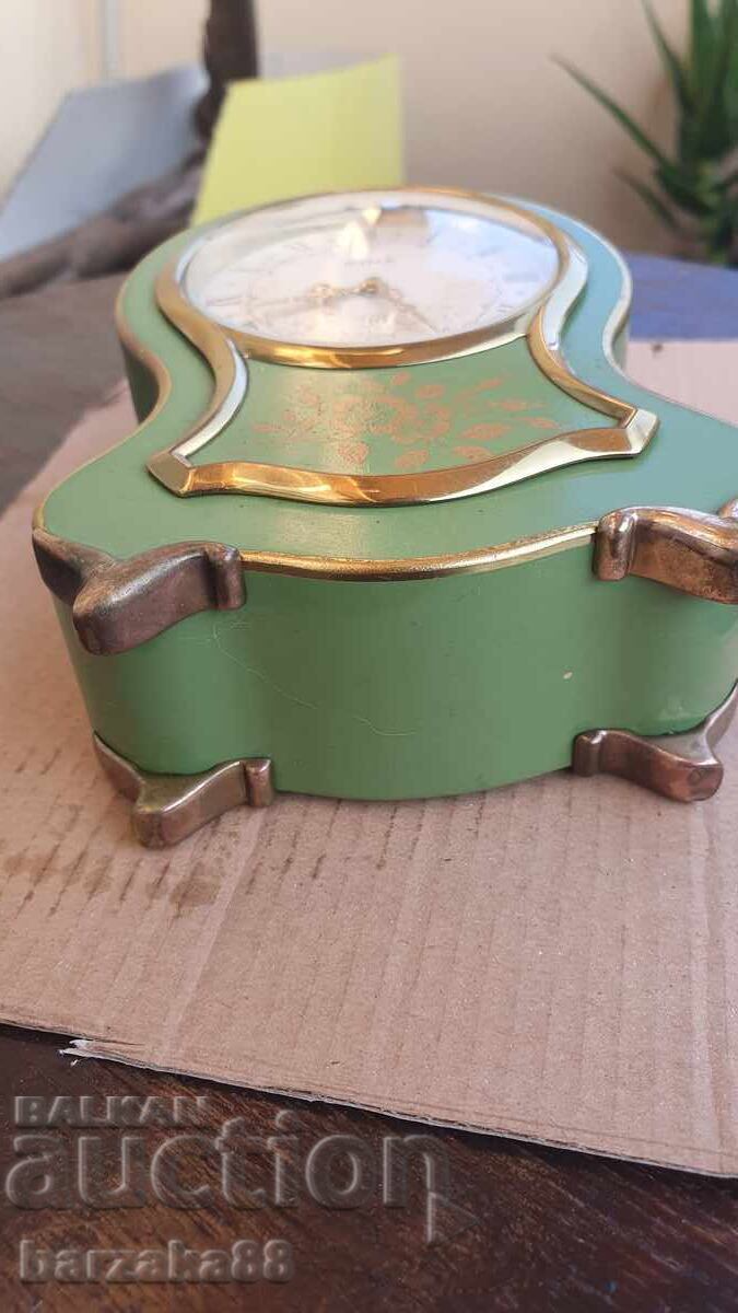 Delivery of Cyma Table Clock Rare!