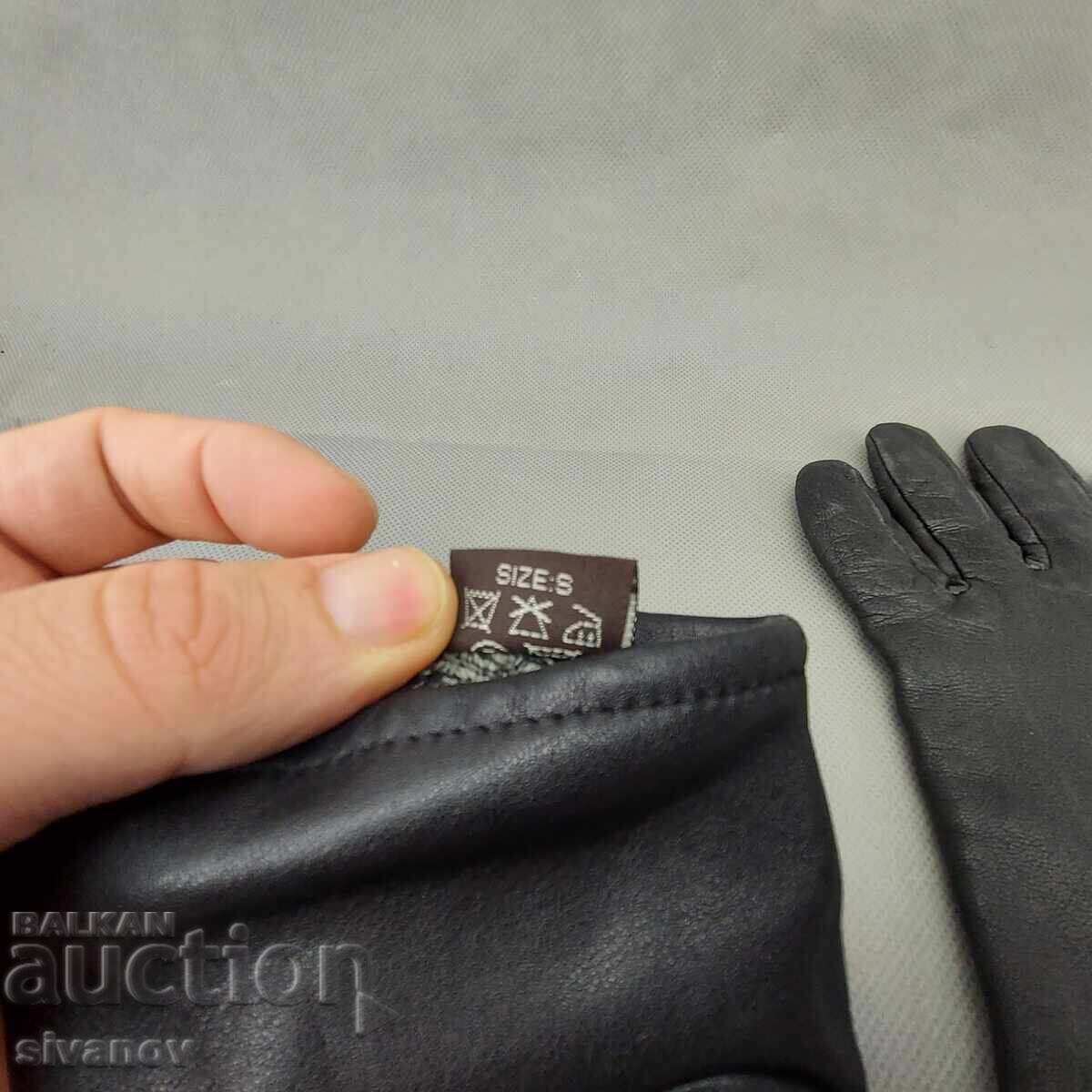 Παράδοση Παλιά μαύρα δερμάτινα γάντια Jeronimo Μέγεθος S #3277