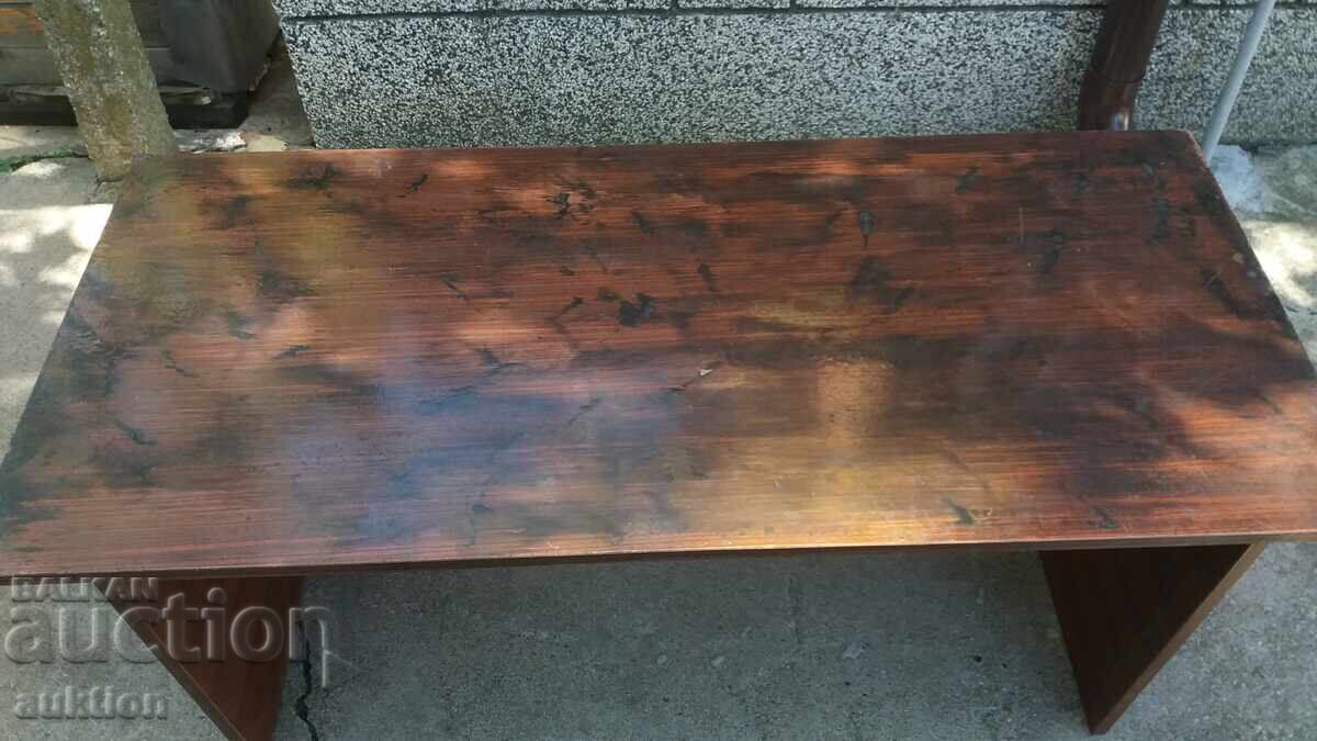 FOLDING SOCIAL TABLE - 5