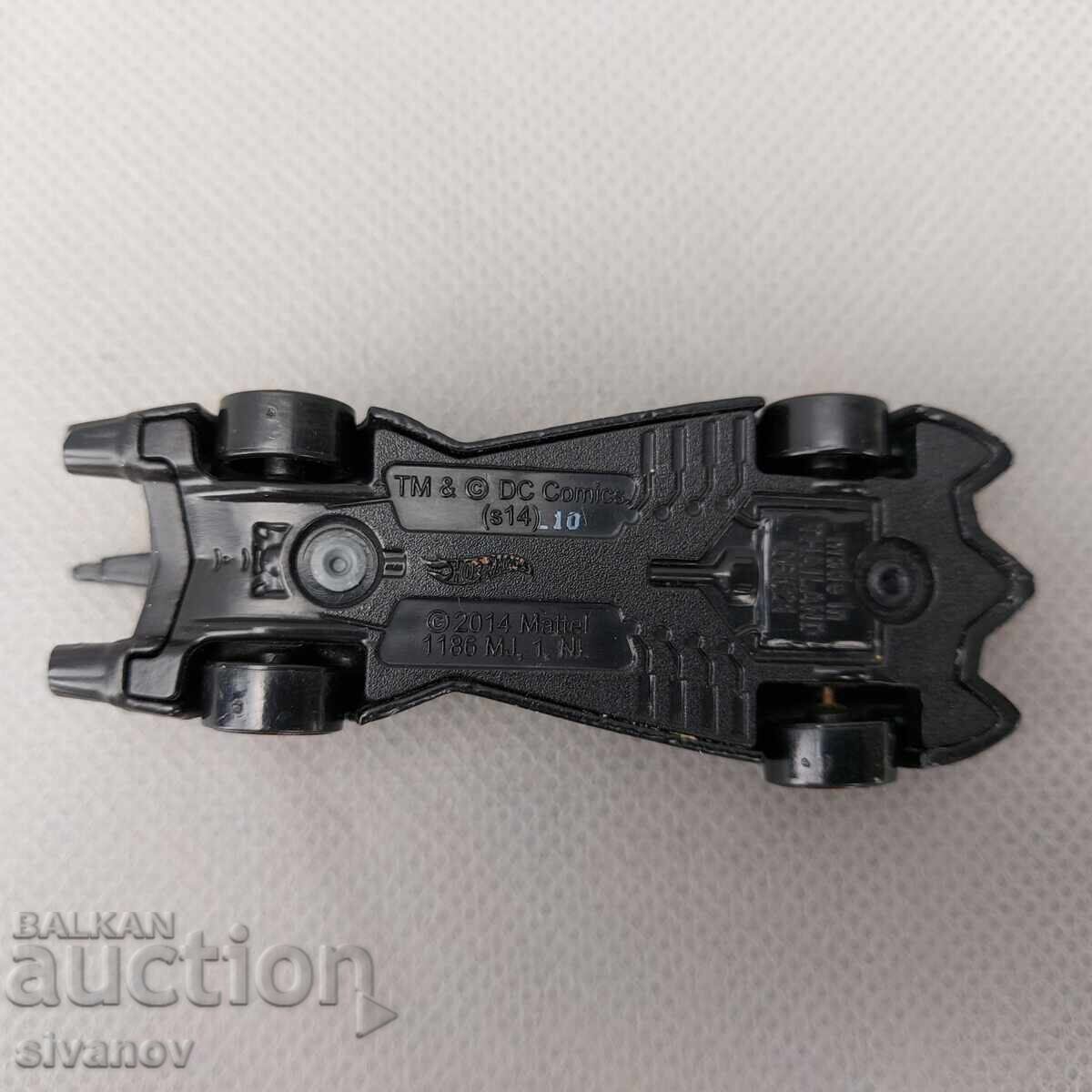 Hot Wheels 2014 DC Comics (s14) Batman Batmobile 1:64 #3279 - 5 Hot Wheels 2014 DC Comics (s14) Batman Batmobile 1:64 #3279 - 5