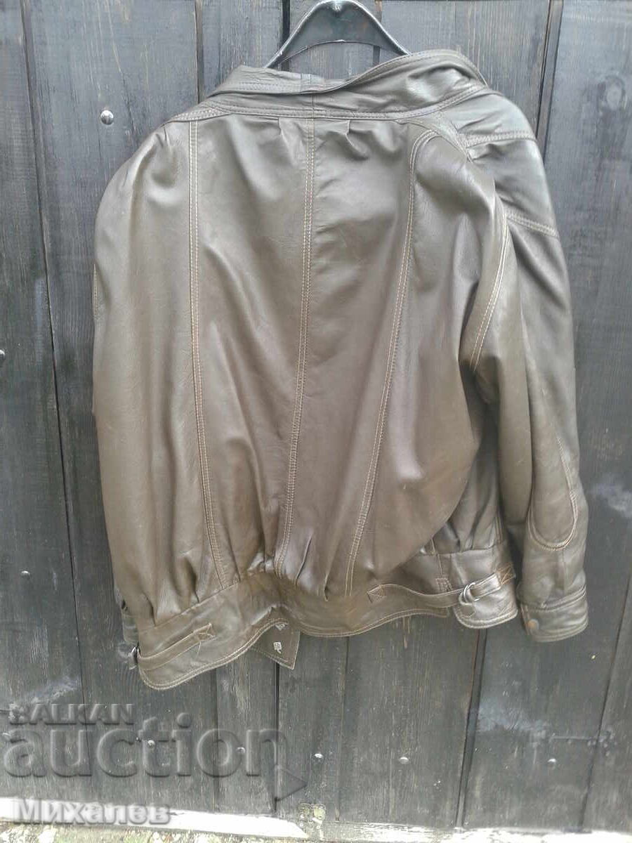 Delivery of Women's leather jacket