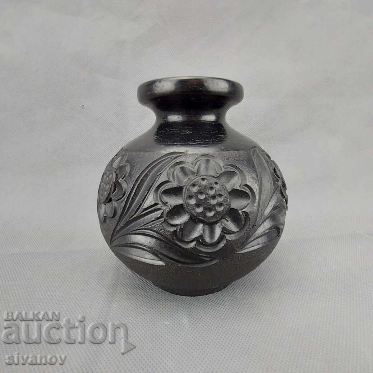 Стара румънска керамична ваза от черна глина #3281 Стара румънска керамична ваза от черна глина #3281