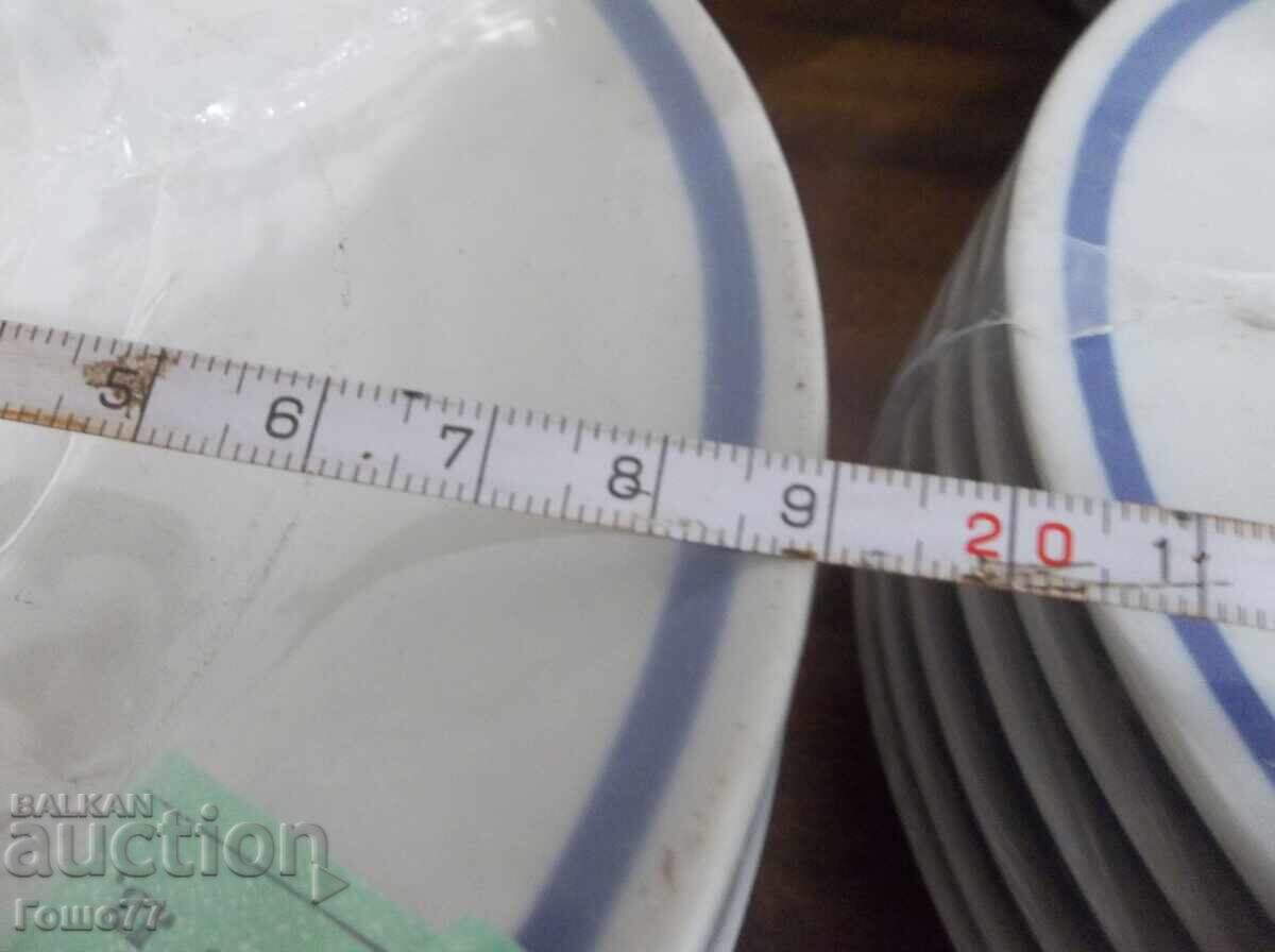 Plates with price 30.00 BGN | € 15.34