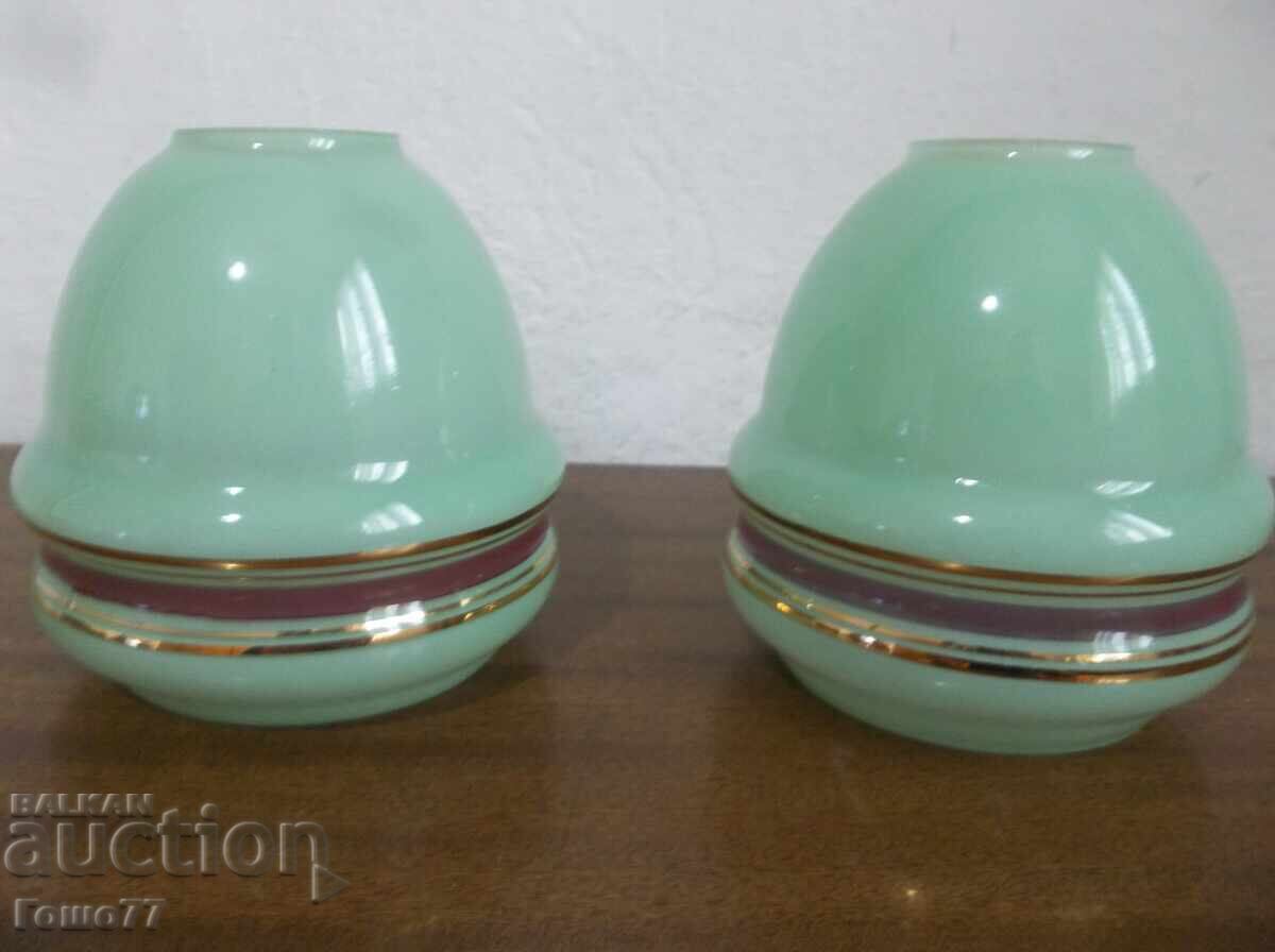 Стъкла с цена 30.00 лв. | € 15.34