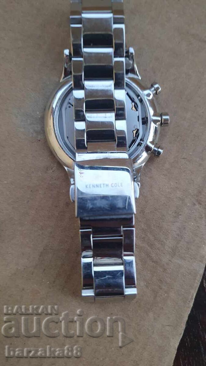 Аукцион Мъжки часовник KENNETH COLE