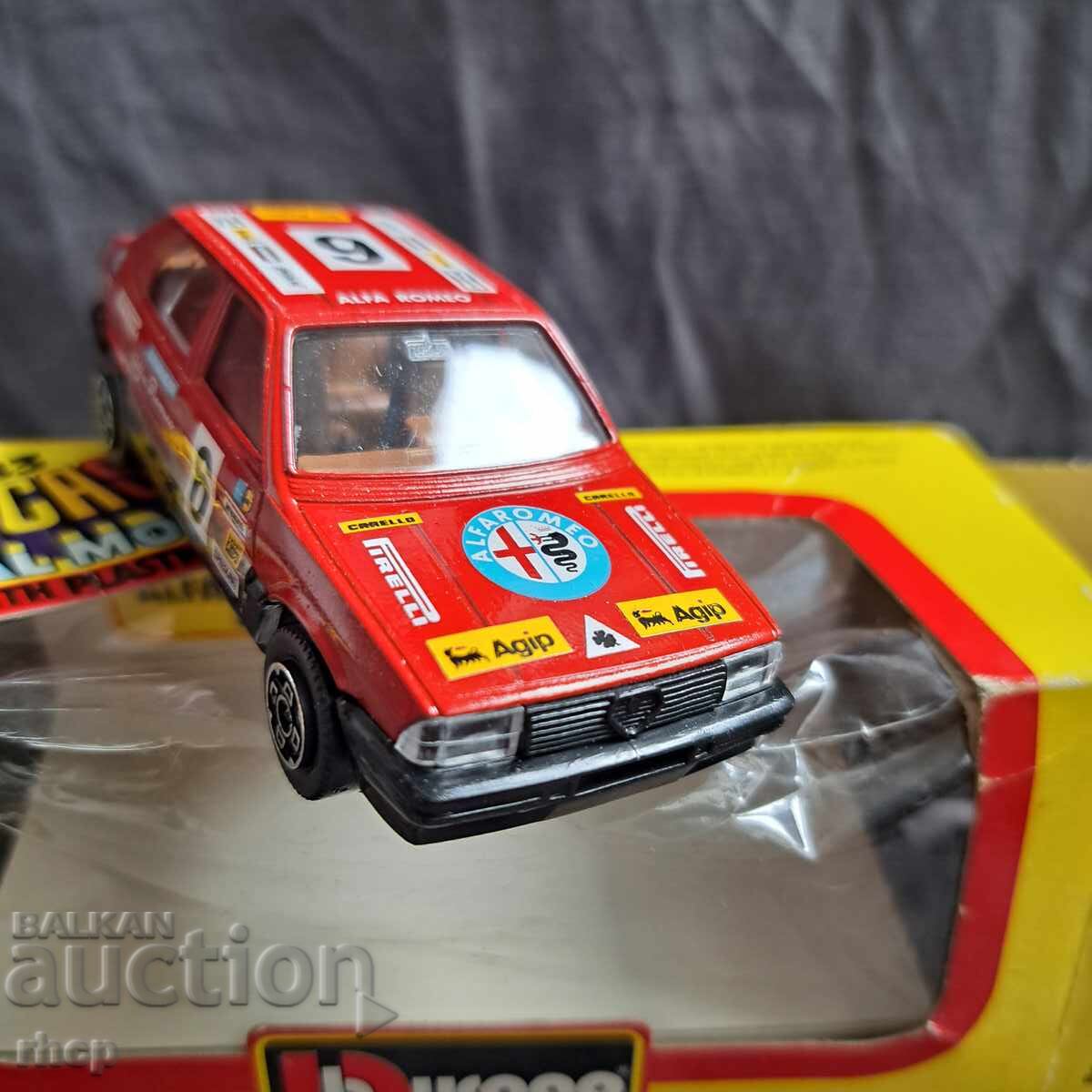 Παράδοση Alfa-Romeo 33 Rally 1/43 Bburago μοντέλο αυτοκινήτου