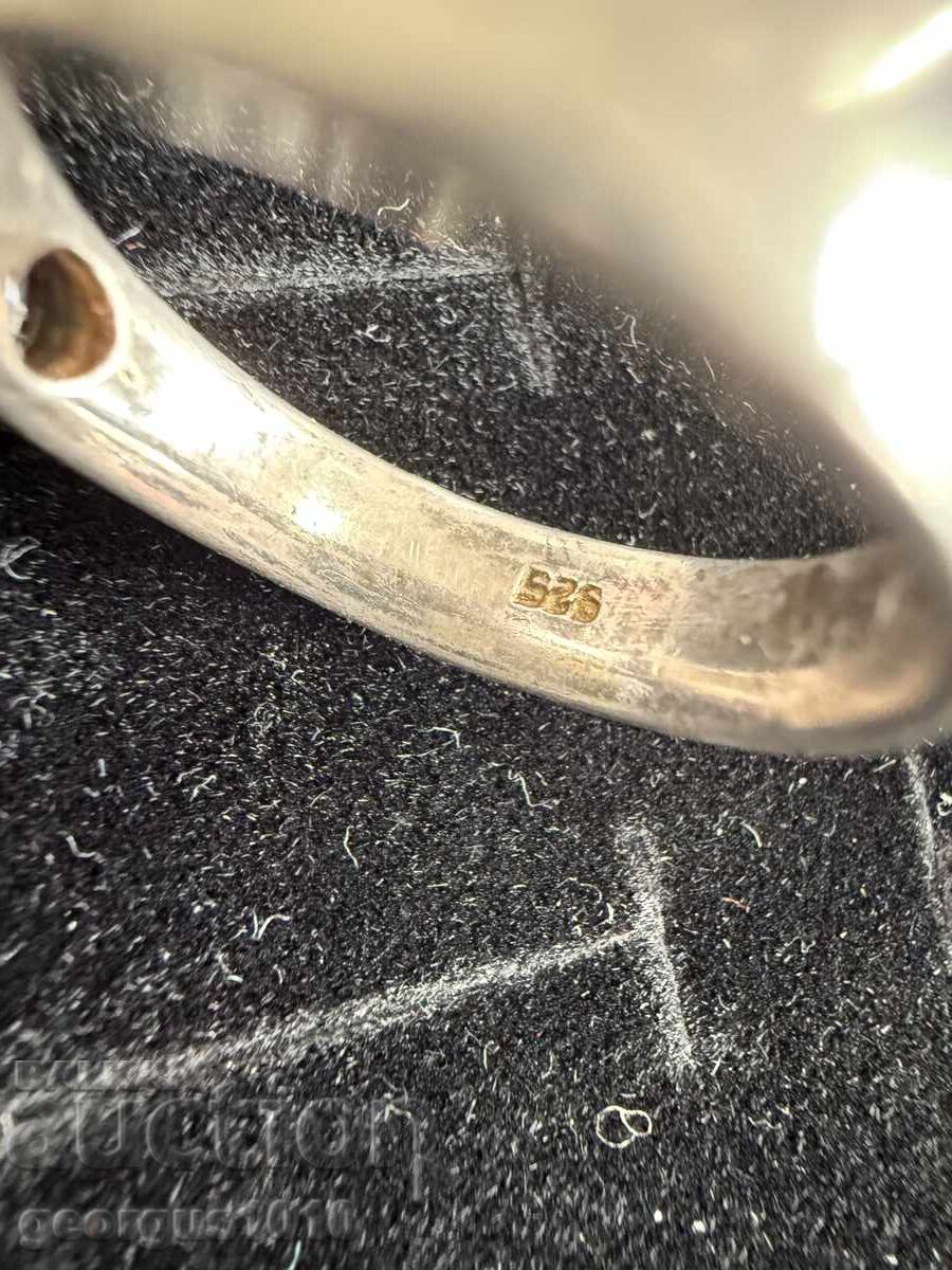 Доставка на Сребърен пръстен с циркон №7538 Доставка на Сребърен пръстен с циркон №7538