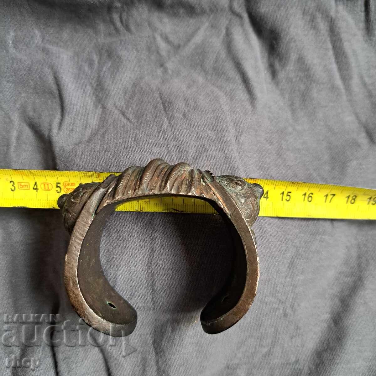 Renaissance slingshot bracelet - 6 Renaissance slingshot bracelet - 6