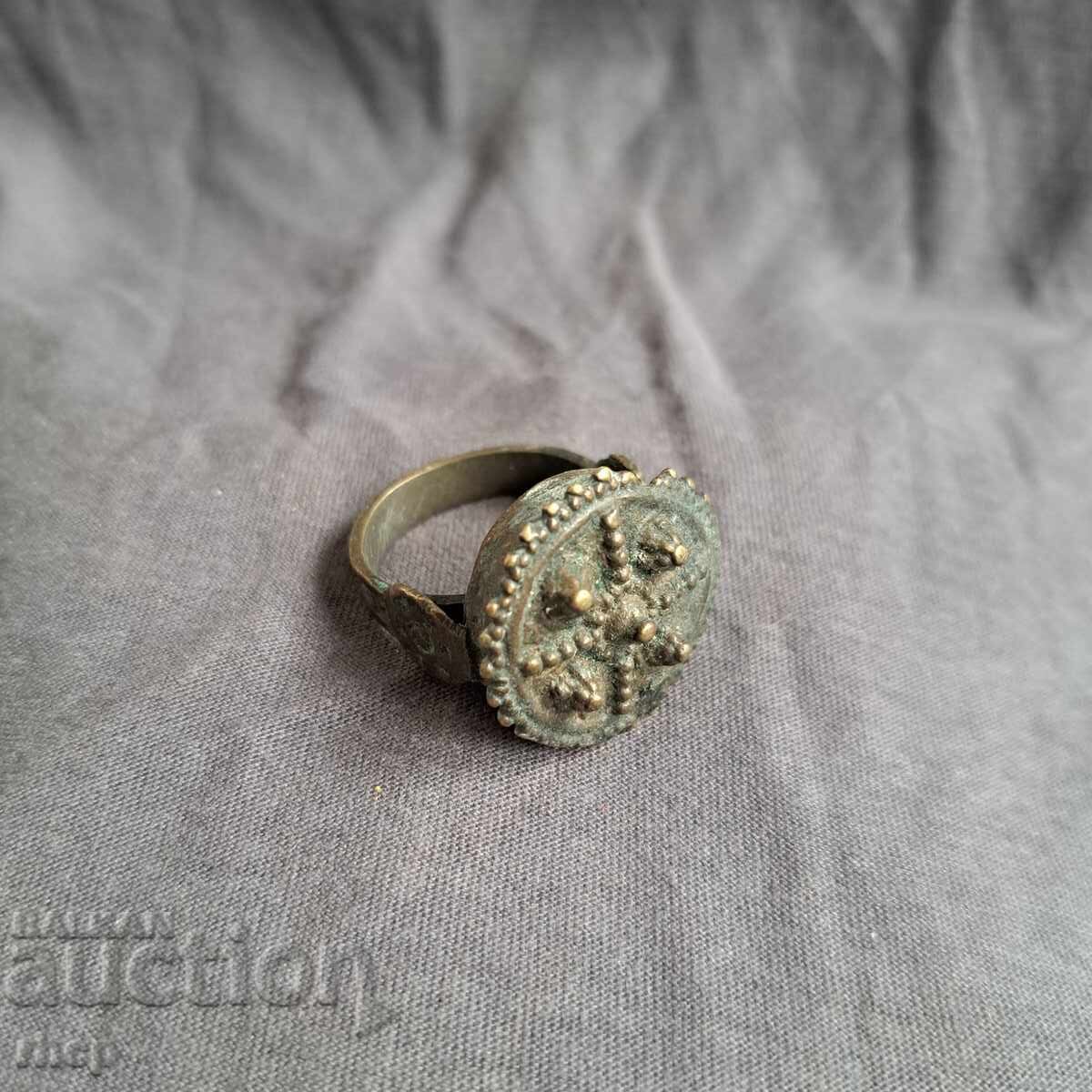 Renaissance ring Renaissance ring