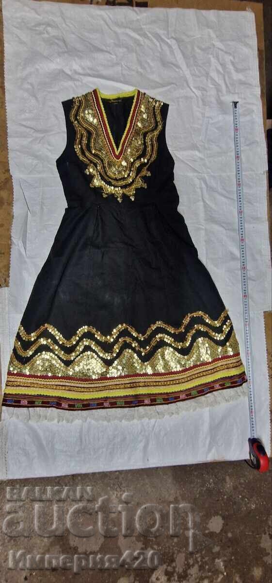 Стара/нова Дамска народна носия